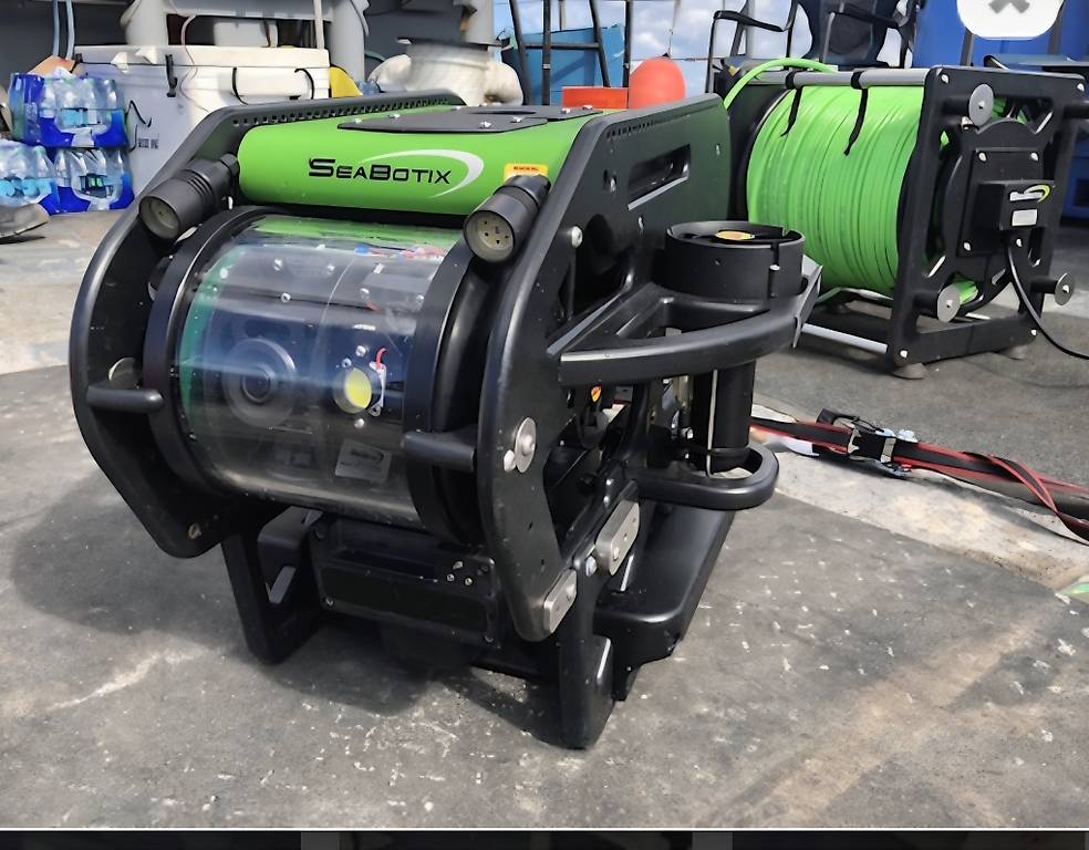 4699-seabotix-lbv-300-5-rov-system-300m_3