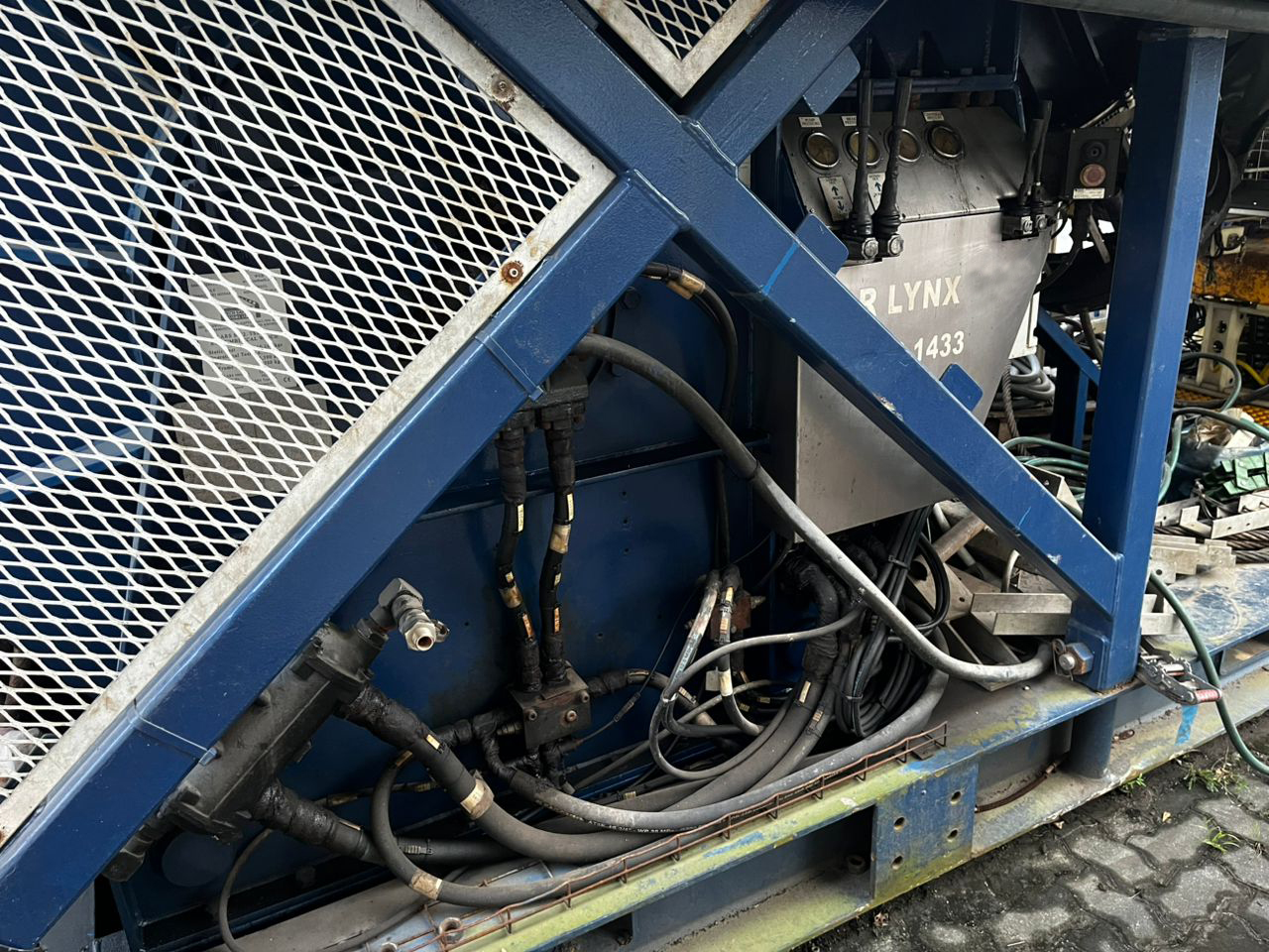 4474-saab-seaeye-lynx-rov-system_4