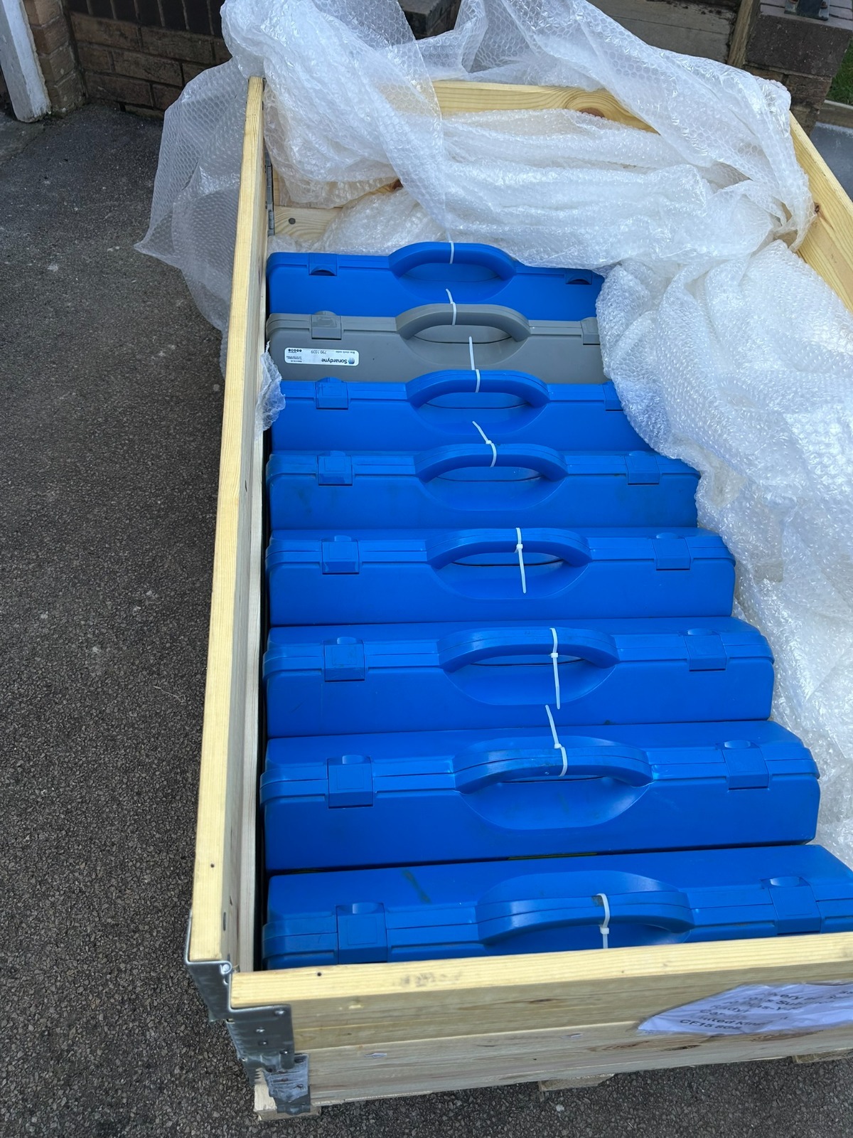 4758-12x-sonardyne-wsm-6-transponders_4